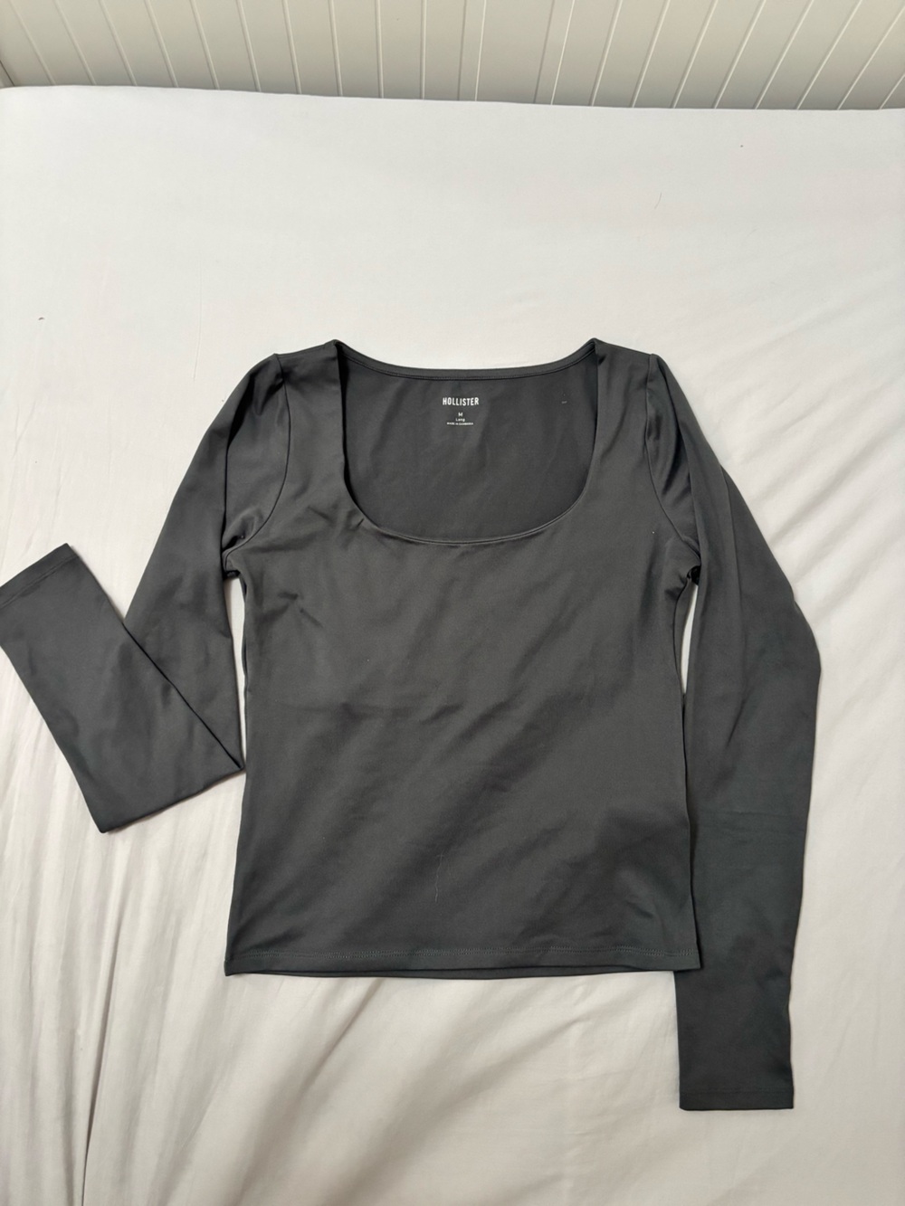 Hollister Grey Scoop Neck Long Sleeve Top - Double Lined (Bra Area)